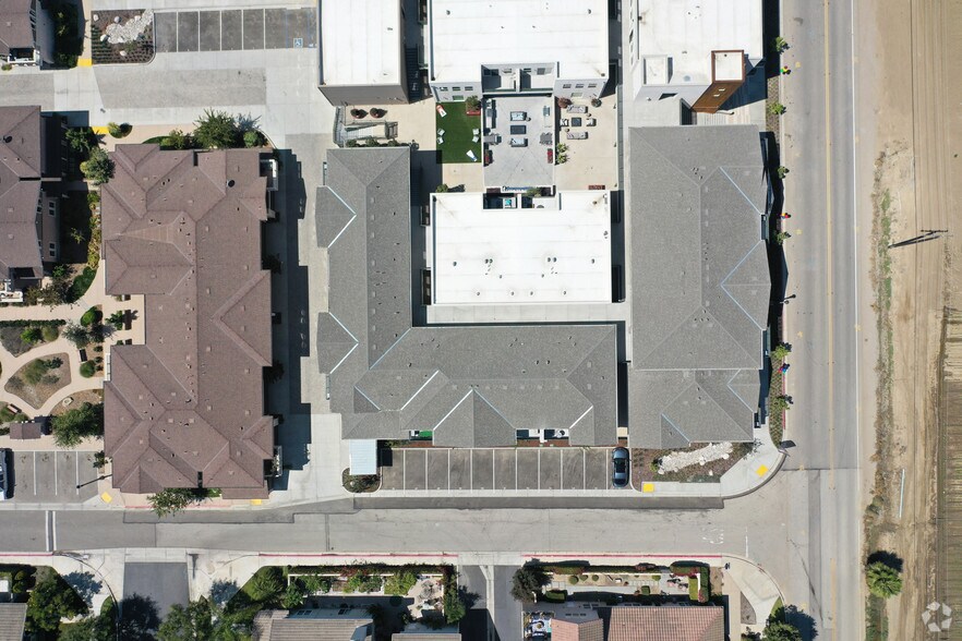 More Photos Of 11114 Darling Rd, Ventura Apartments For Lease