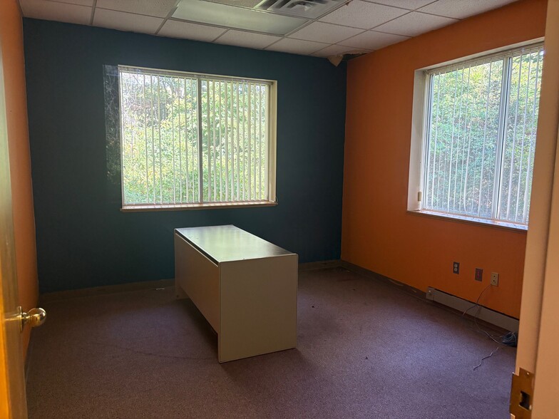 More Photos Of 22290 Timberlake Rd, Lynchburg Warehouse For Lease