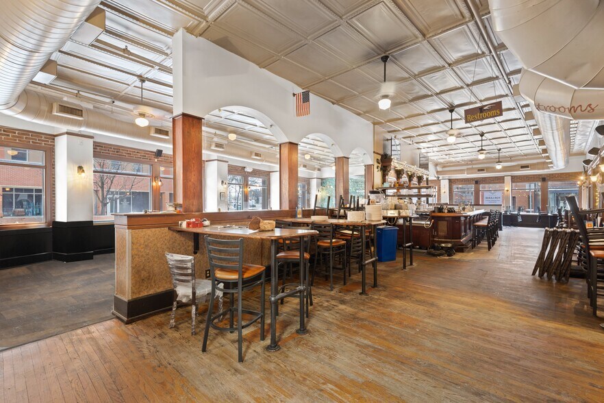 More Photos Of 200 E Michigan Ave, Kalamazoo Apartments For Lease