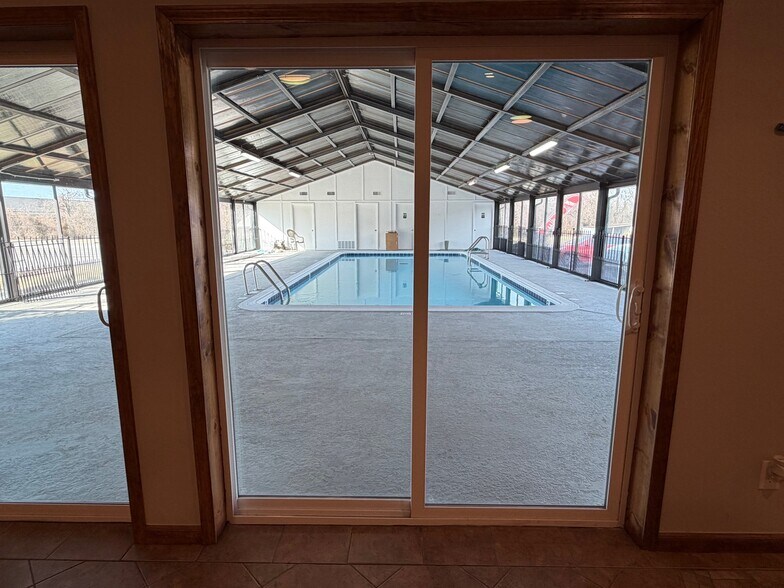 More Photos Of 10603 US Highway 59, Grove Self Storage For Sale