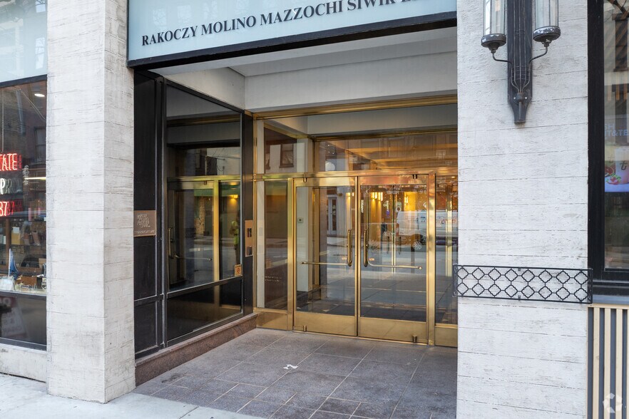 More Photos Of 6 W Hubbard St, Chicago Office For Lease