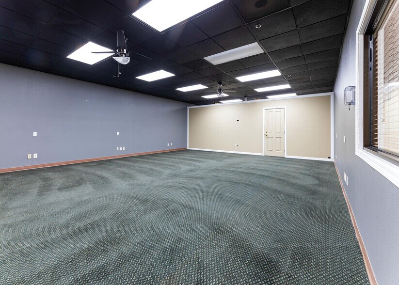 More Photos Of 2009 W Feemster Ave, Visalia Medical For Sale