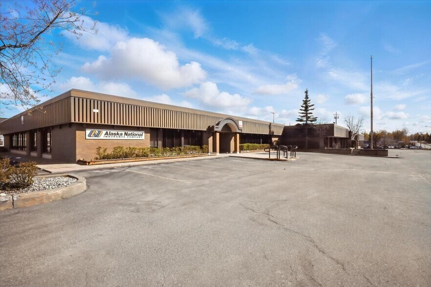 Primary Photo Of 7001 Jewel Lake Rd, Anchorage Office For Sale