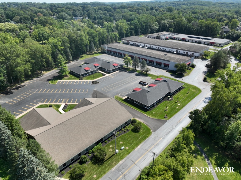 More Photos Of 1387 Fairport Rd, Fairport Unknown For Lease