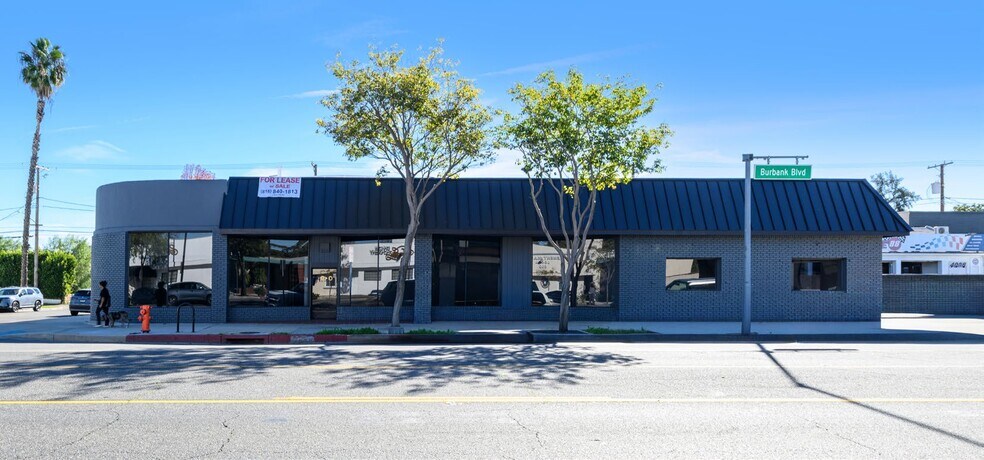 More Photos Of 4000-4004 W Burbank Blvd, Burbank Freestanding For Sale