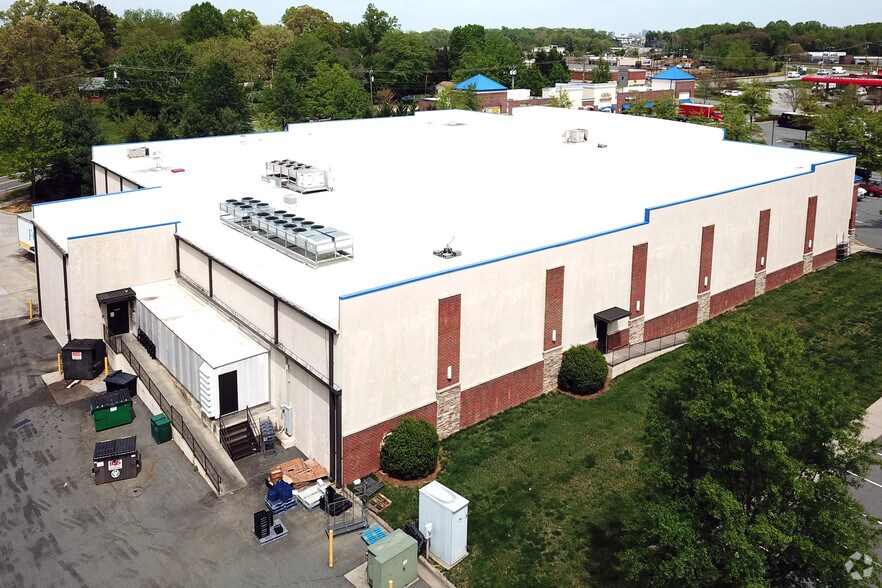 More Photos Of 2504-2510 Somerset Center Dr, Winston-Salem Unknown For Lease