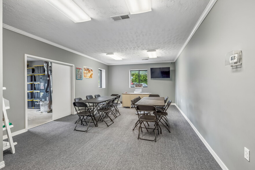 More Photos Of 4500 Nolensville Pike, Nashville Religious Facility For Sale
