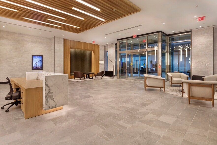 More Photos Of 3550 S Clark St, Arlington Office For Lease