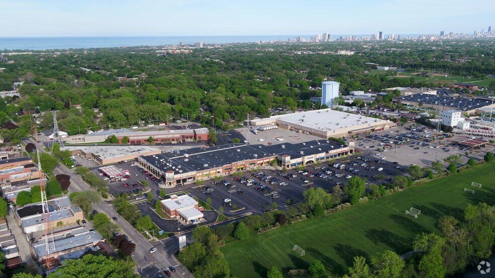 More Photos Of 2400-2438 Main St, Evanston General Retail For Lease
