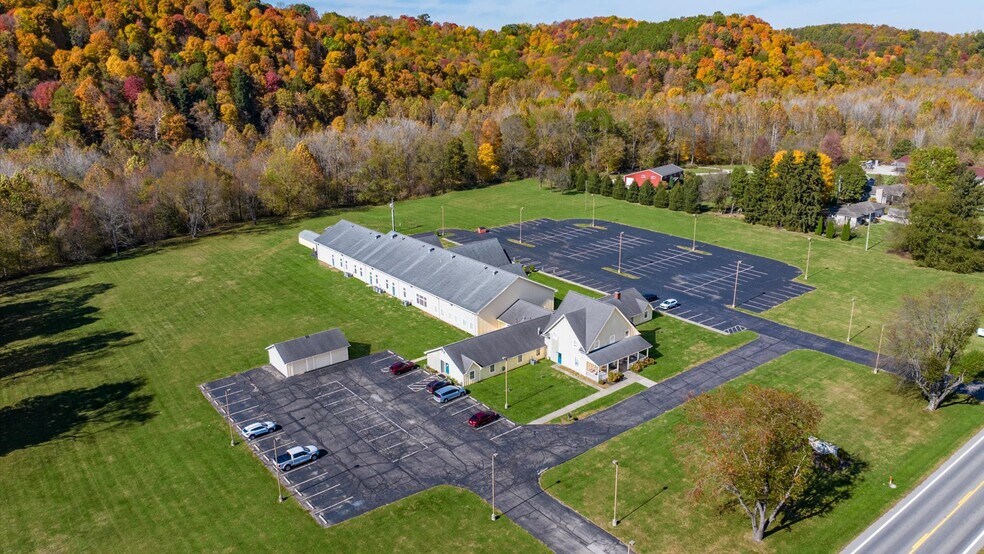 More Photos Of 8135 Mount Vernon Rd, Saint Louisville Office Residential For Sale