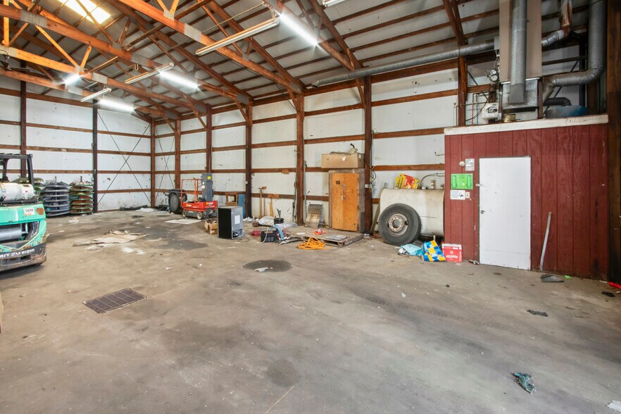 More Photos Of 2660 Main Rd, Franklinville Contractor Storage Yard For Sale