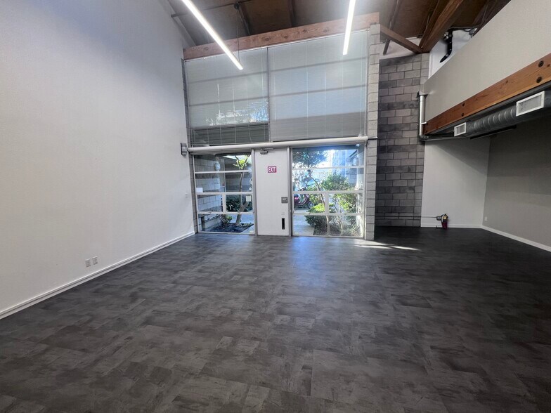 More Photos Of 1144 65th St, Emeryville Office For Lease