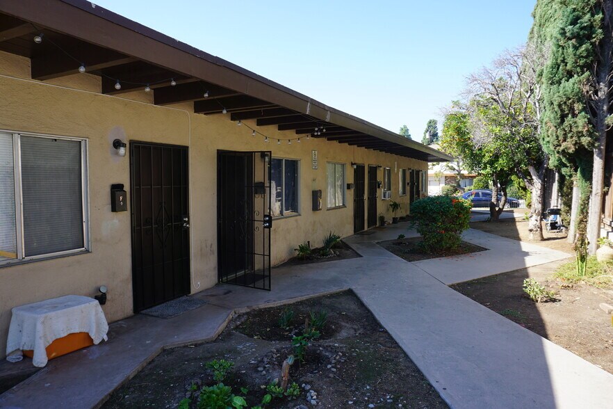 More Photos Of 7612 Newlin Ave, Whittier Apartments For Sale