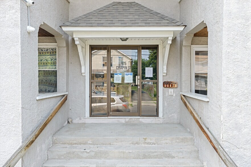 More Photos Of 175 Chapin St, Binghamton Apartments For Sale