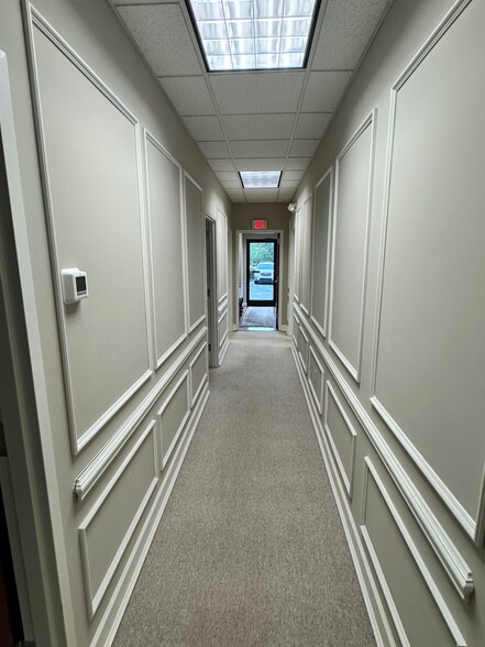 More Photos Of 1022 Hutton Ln, High Point Office For Sale