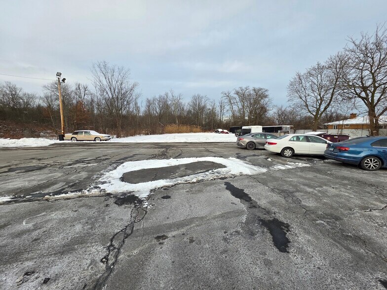 More Photos Of 150 NY-17K, Newburgh Restaurant For Sale