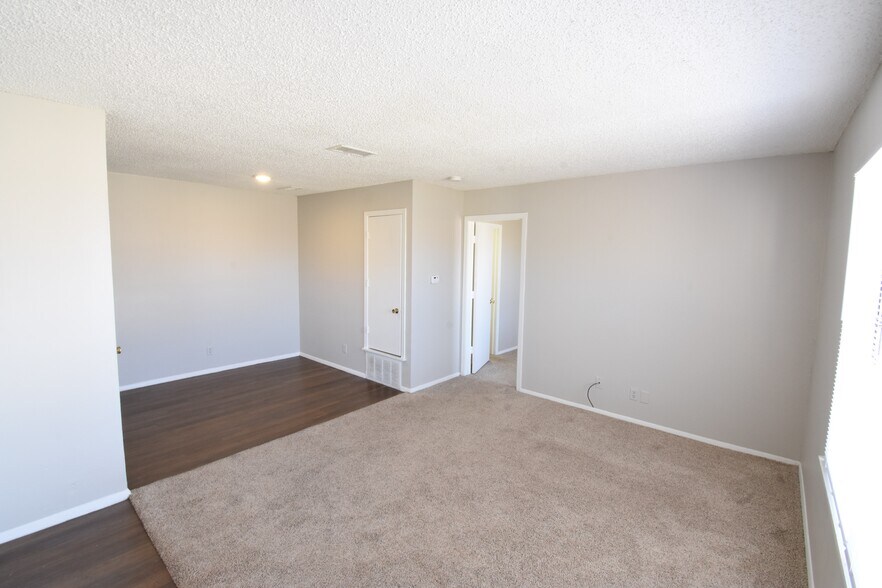 More Photos Of 2601 N Grand St, Amarillo Apartments For Sale
