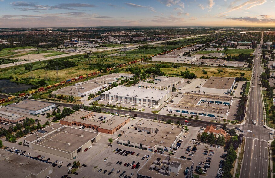 More Photos Of 7755 Birchmount Rd, Markham Industrial For Sale