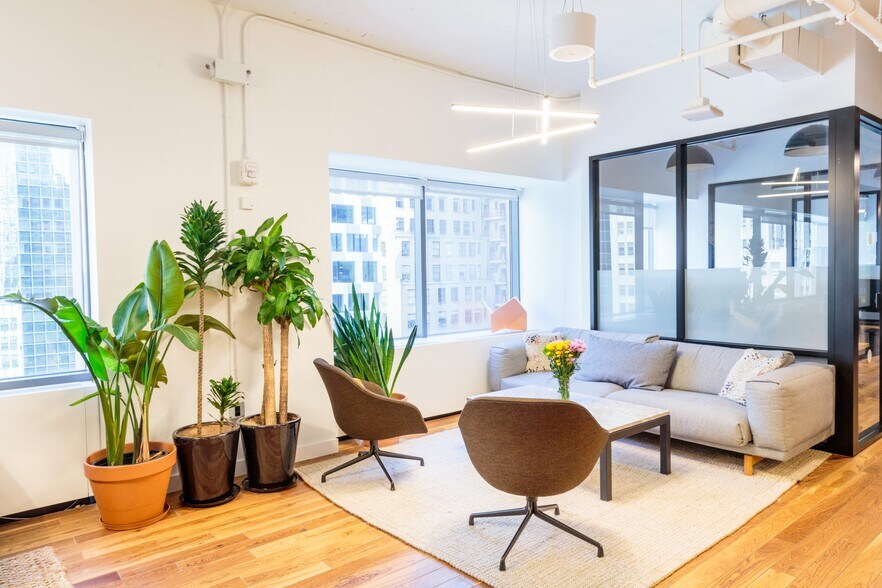 More Photos Of 575 Fifth Ave, New York Office For Lease