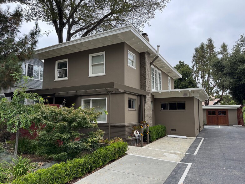 Primary Photo Of 624 University Ave, Palo Alto Office Residential For Lease