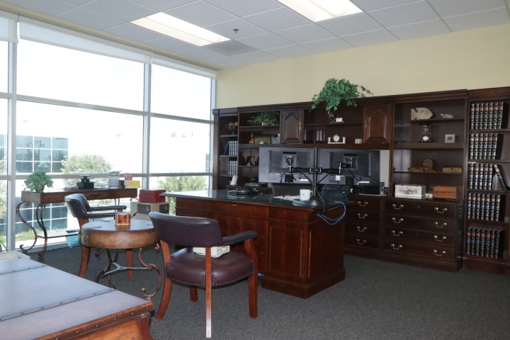 More Photos Of 2816 Columbia St, Torrance Light Distribution For Lease