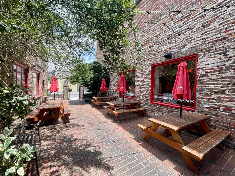 More Photos Of 114 E 5th St, Greenville Apartments For Sale