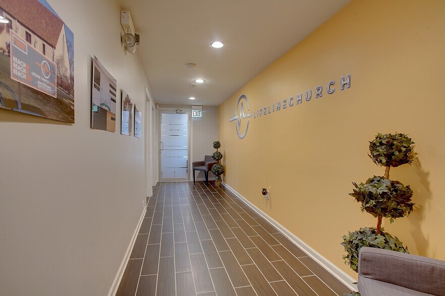 More Photos Of 1321-1323 S Austin Blvd, Cicero Religious Facility For Sale