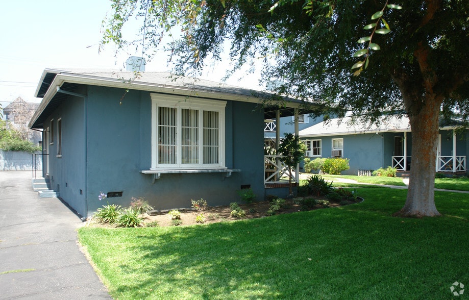 More Photos Of 625-629 W Glenoaks Blvd, Glendale Apartments For Sale