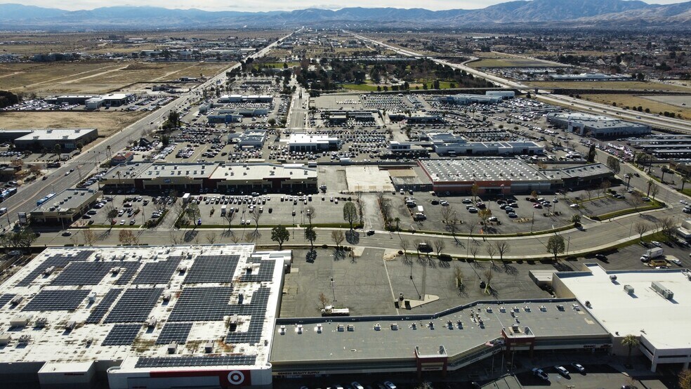 More Photos Of 1140 Commerce Center Dr, Lancaster General Retail For Sale