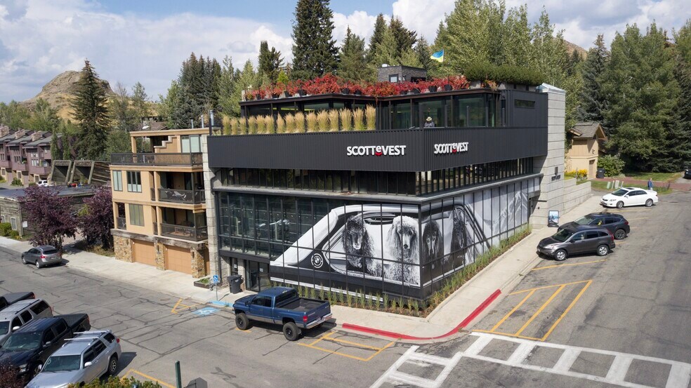 More Photos Of 411 E 6th St, Ketchum Office For Lease