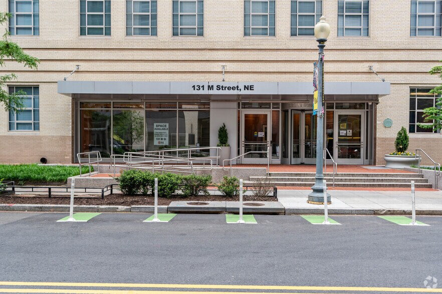 More Photos Of 131 M St NE, Washington Loft Creative Space For Lease