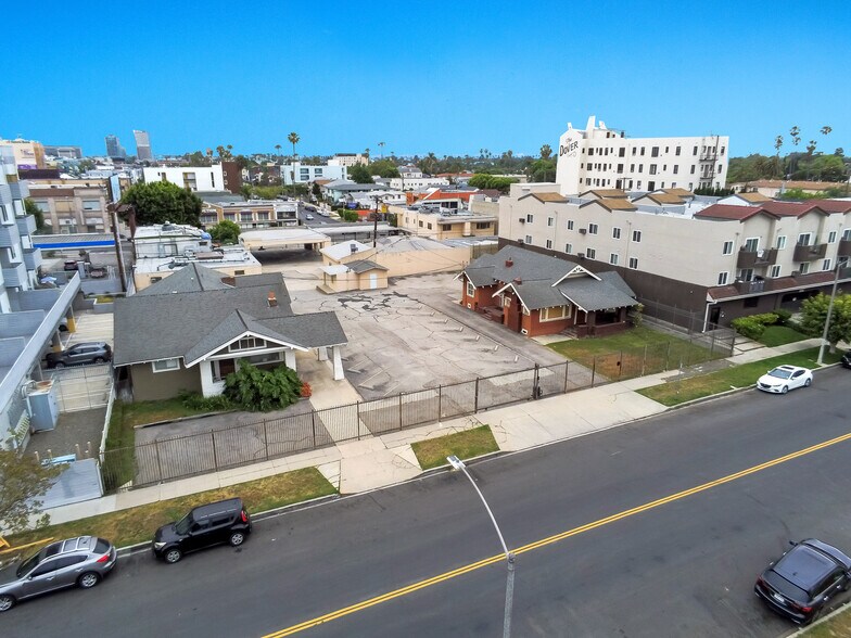 More Photos Of 4718-4726 Oakwood Ave, Los Angeles Land For Sale