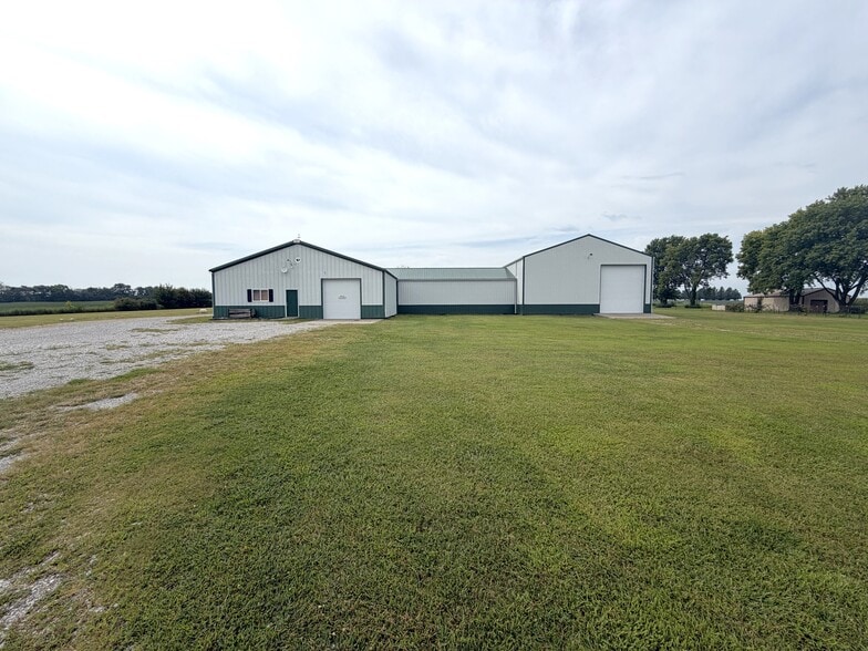 More Photos Of 26274 Highway H, Marshall Distribution For Sale