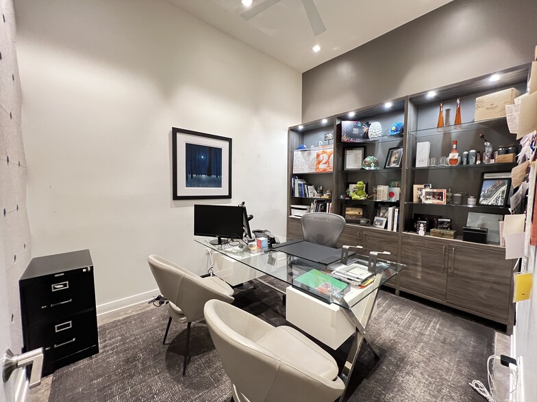 More Photos Of 1419 W Belmont Ave, Chicago Storefront Retail Residential For Sale