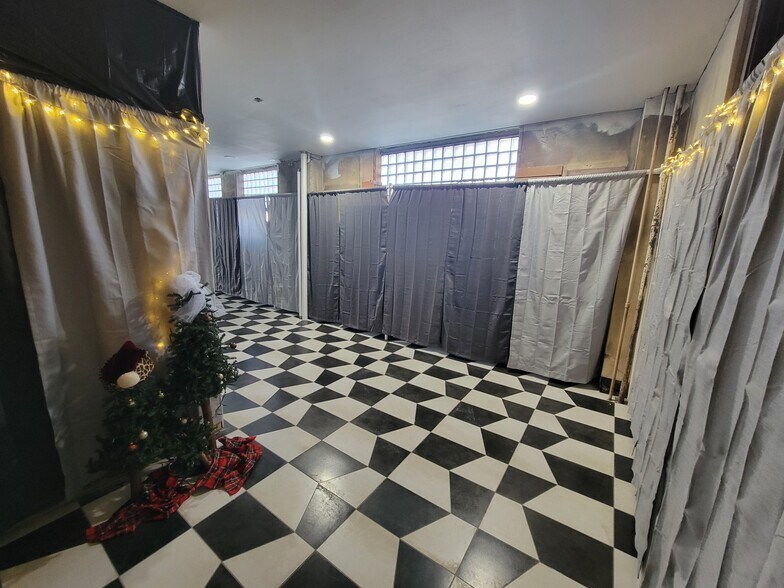 More Photos Of 117 E 3rd Ave, Mitchell Multifamily For Sale