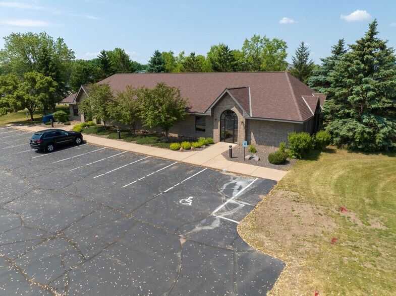 2900 S Wisconsin Ave