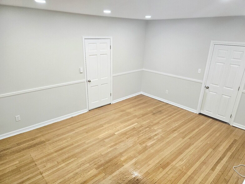 More Photos Of 205 Delaware Ave, Delmar Loft Creative Space For Lease