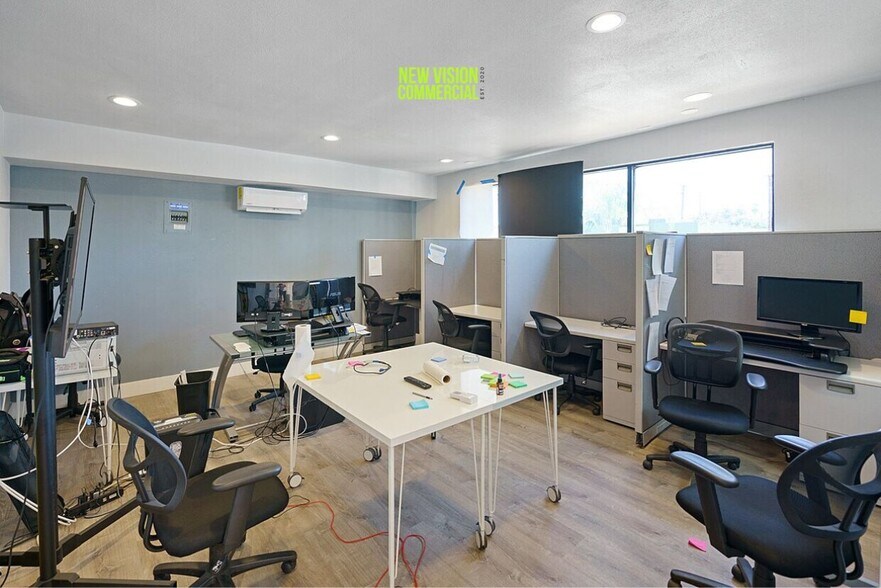 More Photos Of 104 W Whittier Blvd, Montebello Loft Creative Space For Lease