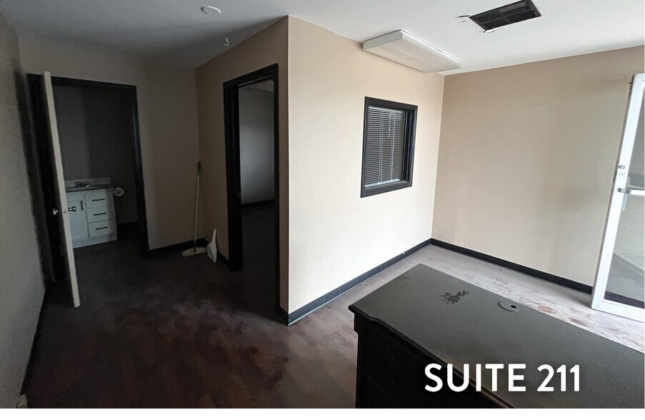 More Photos Of 207-305 W 7th Ave, Augusta Storefront For Lease