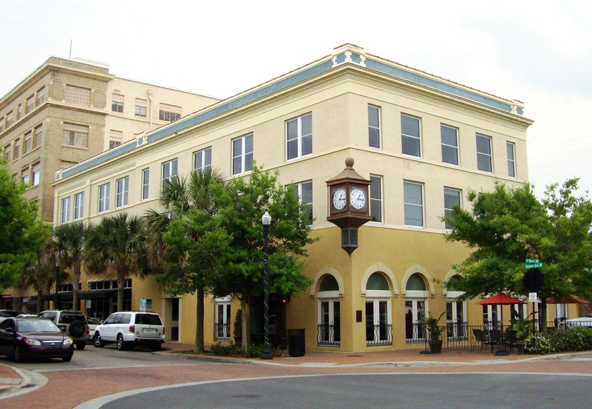 Primary Photo Of 340 W Central Ave, Winter Haven Office For Lease