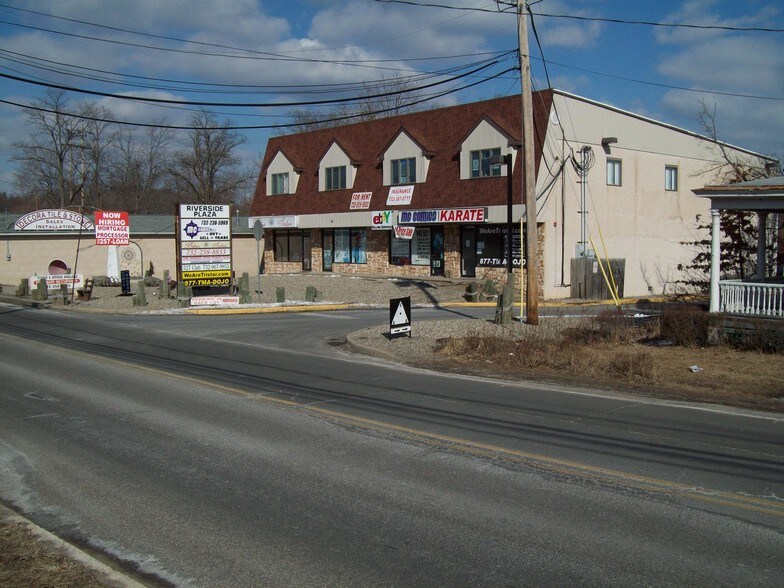 More Photos Of 22 Old Matawan & Rt 18 Rd, Old Bridge Storefront Retail Office For Lease