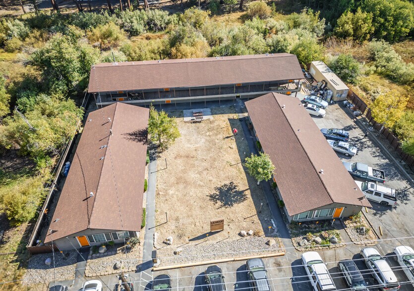 More Photos Of 3715 Blackwood Rd, South Lake Tahoe Apartments For Sale