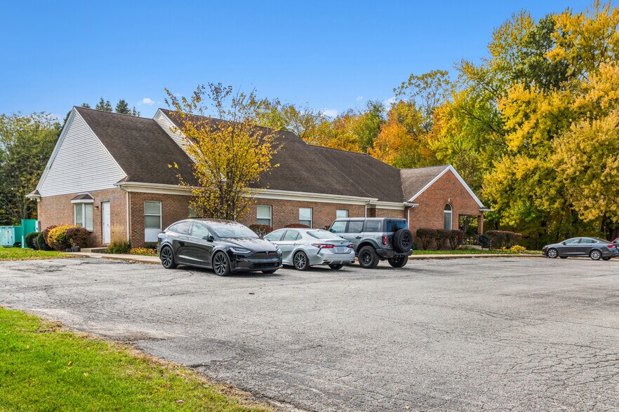 More Photos Of 8984 E US Highway 20, New Carlisle Medical For Sale