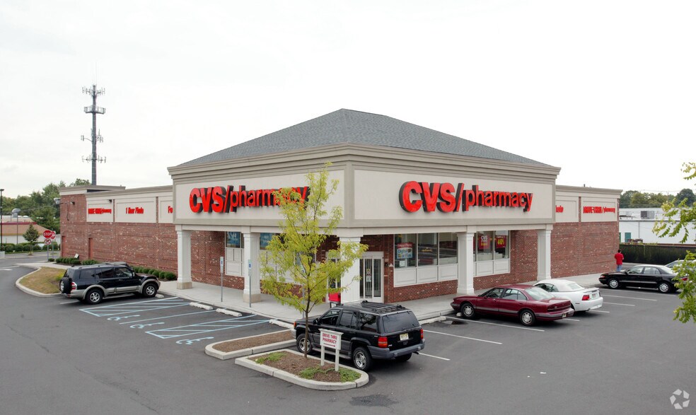 More Photos Of 301-329 North Ave, Garwood Unknown For Lease