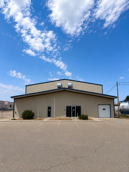 More Photos Of 1088 N Robertson Rd, Casper Flex For Sale