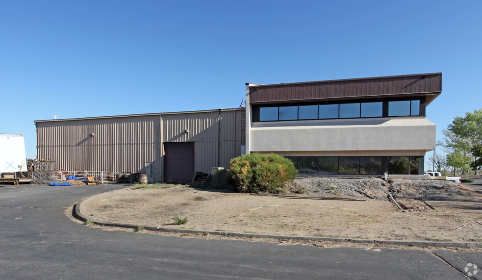 More Photos Of 3201 University Blvd SE, Albuquerque Warehouse For Lease