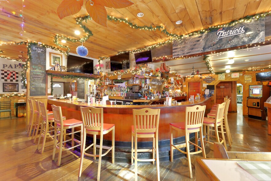 More Photos Of 71 Chester Rd, Becket Restaurant For Sale
