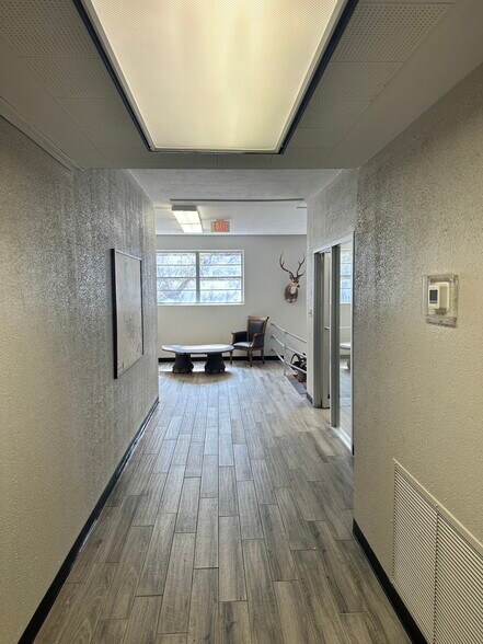 More Photos Of 500 W Ohio Ave, Midland Office For Sale