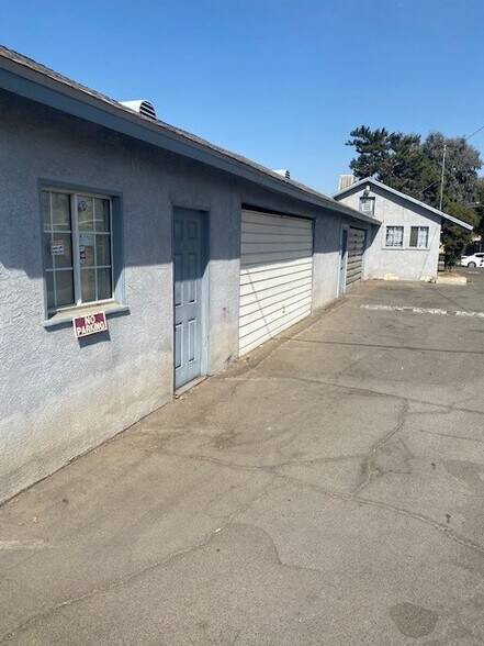 More Photos Of 123 W McCord Ave, Bakersfield Manufactured Housing Mobile Home Park For Sale