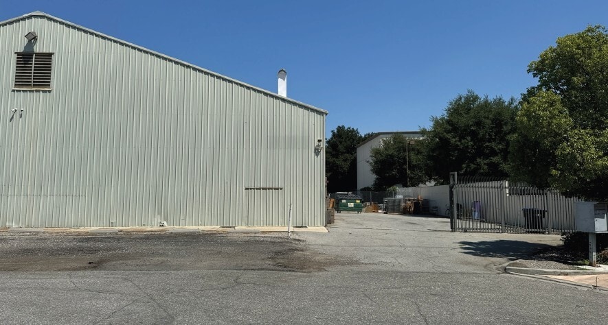 More Photos Of 1970 Walker St, La Verne Warehouse For Lease